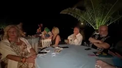 Το πάρτυ της χρονιάς στην Σκιάθο από τους Λαρισαίους  Ντίνο και Νίκο Κόκκινο