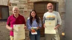 MIELE EUGUBINO GUALDESE, ANNATA DA INCORNICIARE