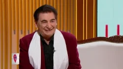 Cacho Rubio and the secret behind the scarf - Unmissable