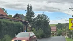 Ulica Cez vody dostala nový povrch