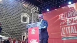 Campo largo a Napoli, Potere al popolo contesta la manifestazione