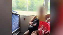 Paviešino sostinės autobuse kilusio incidento vaizdo įrašą: važiavę keleiviai liko be amo