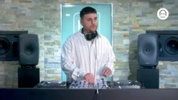 Live DJ Set with Francisco Valentin
