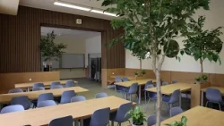 Základní škola v Uherském Ostrohu má novou robotickou třídu, jídelnu i šatny