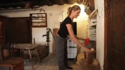 Old Farmhouse: Living Like 300 Years Ago