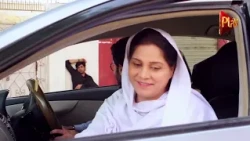 Arma mujhy bhe hospital ley chalo ain swe milna hai #MohabbatTuJaneNa | PlayTV