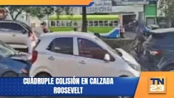 Four-car collision on Calzada Roosevelt