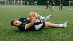 Dolor muscular tras entrenar es normal hasta 48 horas por microdesgarres controlados
