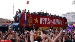 【2026年サッカー男子W杯】 優勝のスペイン代表、ファン200万人と王室が熱烈に歓迎