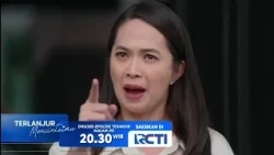 Elio panics after realizing Arumi's hand was burned by hot water TERLANJUR MENCINTAIMU 8:30 PM WIB
