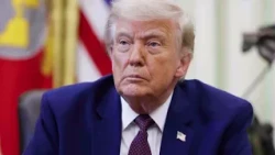 Trump pushes elections bill 