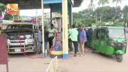 তীব্র গ্যাস সংকটে রাজধানীবাসীর দুর্ভোগ, ব্যাহত রান্না ও শিল্প উৎপাদন | Mohona TV