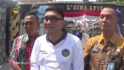 To commemorate the 81st anniversary of the Republic of Indonesia, inmates sewed an 81-meter-long ...