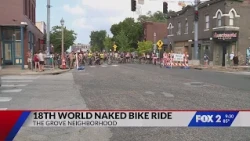 World Naked Bike Ride rolls through St. Louis