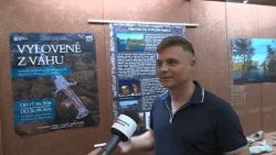 Vylovené z Váhu - náčelnícka palica, lebka neandertálca a skamenené drevo