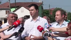 Një vit pas marrjes së mandatit, Basha inauguron rrugën e re në Laprakë - (20 Korrik 2012)