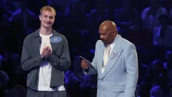 Team Flagg Takes on Fast Money | Celebrity Family Feud
