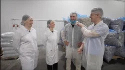 ÕHTU! | Jüri ja Robert Balsnacki kartulikrõpsude tehases 🥔
