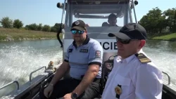 Policejní hlídka na řece Moravě zachránila život cyklistovi