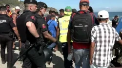 Caso omiso a la UIR: la Policía retira los puestos y estos reaparecen