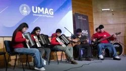 UMAG hosts musicians from the Acordeones de Coñab Folk Group