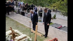 Pagarbą K. Prunskienei atidavę premjeras ​ir J. Olekas: ačiū jums, bendražyge – už drąsą ir išmintį