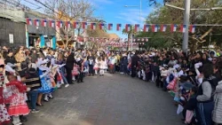 01 SEP 2026 Liceo Nacional de Llolleo inició septiembre con “1000 Pañuelos al Viento”