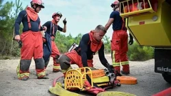 Grande incendio al mercato di Marsiglia vicino alla stazione Saint-Charles