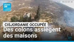 Cisjordanie occupée : des colons israéliens assiègent des maisons palestiniennes • FRANCE 24