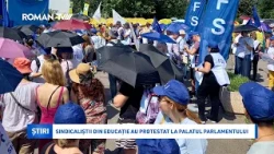 Sindicaliștii din Educație au protestat la Palatul Parlamentului