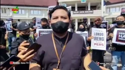 DOZENS OF JOURNALISTS IN MALANG PROTEST PRABOWO'S 'LONDO IRENG' REMARK