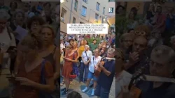 Da Milano a Roma i flash mob per ricordare Guccini