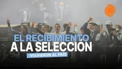 The ARRIVAL of the ARGENTINE NATIONAL TEAM in the country: red carpet, open-top bus, and cheers