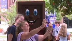 Dauphin County community celebrates Milton Hershey's birthday