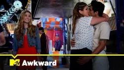 Save the relationship or break up? | Awkward | MTV Germany