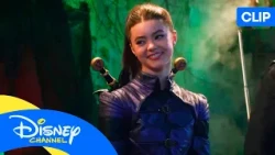 VAMPIRINA: UN INSTI DE MIEDO: ¡La profecía del monstruo! 👻 | @disneychannelES