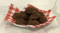 The Retro Baker: Chocolate Oatmeal No-Bakes
