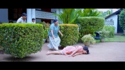 දෙයියනේ කෙල්ල වැටුණා 😮