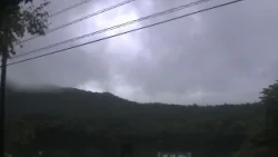 西湖ライブカメラ タイムラプス映像（2026年7月3日） 提供：UTYテレビ山梨