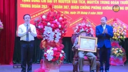 Trao tặng danh hiệu Anh hùng lực lượng vũ trang nhân dân
