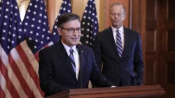 Congress returns to Washington as lawmakers race to fund government before midterms