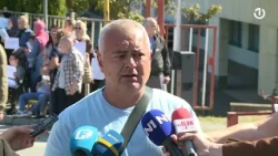 Roditelji djece s neurološkim poremećajima ponovo protestovali ispred UKC-a Tuzla