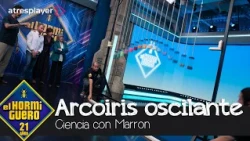 Marron hipnotiza a Carmen Maura y Maribel Verdú con un arcoíris oscilante - El Hormiguero