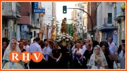 Carlet viu amb devoció la processó de Santa Maria