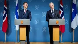 Les dirigeants de Finlande et de Norvège appellent Poutine à reprendre les négociations de paix