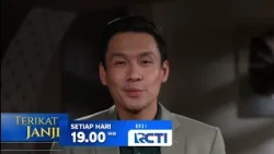 Poor Jihan Alone in Paris TERIKAT JANJI 7:00 PM WIB