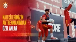 🎥 Special moments from our goalkeepers' training 🧤