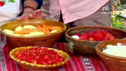 Țăst show - Grilled chicken and vegetable stew in a clay oven