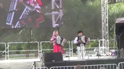 Dni mesta - Pocta mestu a ľuďom - heligonkári B. Šusteková a J. Kolembus