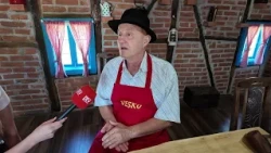 Pravi muškarci vole ljute kobasice i ljute žene!
